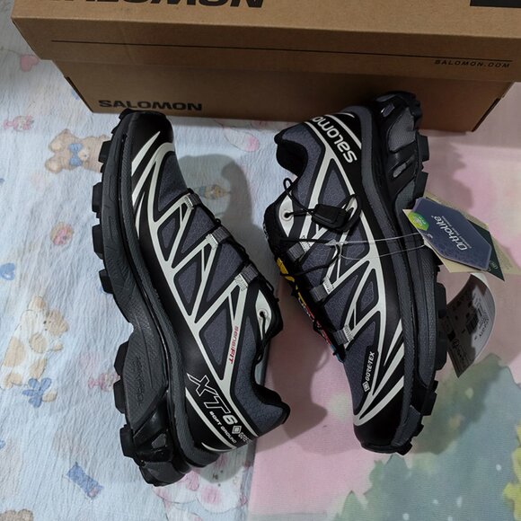 Salomon Performance Sneakers